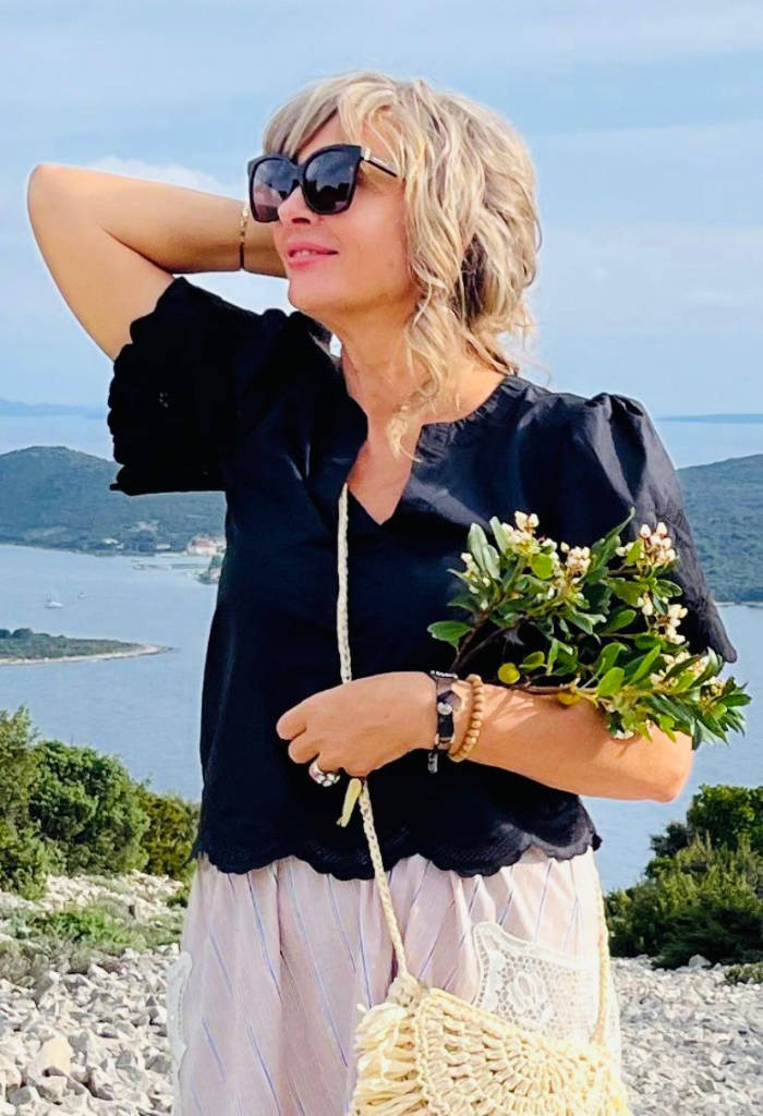 Irina 2025-04-01